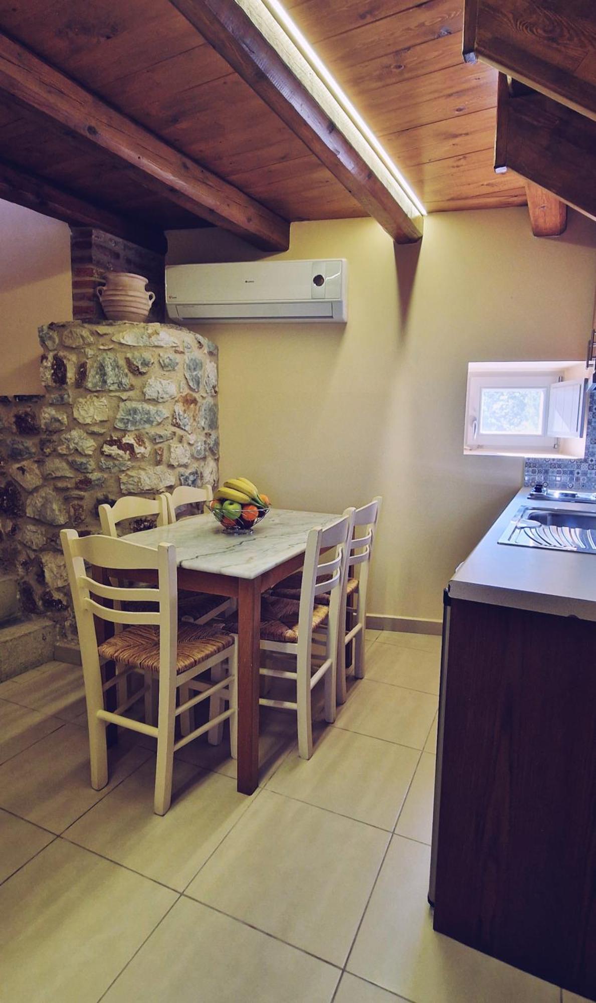 Arxontiko Taygeti Hotel Mistras Exterior foto